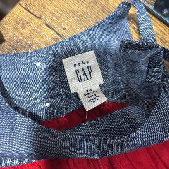 Baby Gap Chambray Eyelet Dress - Picture 6 of 7